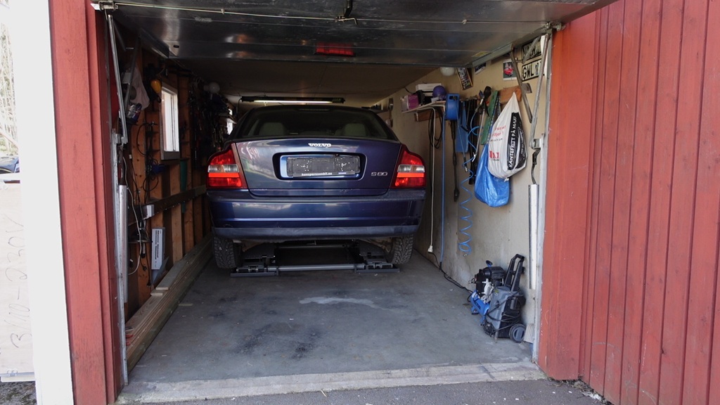 Lyfta Volvo S80 med saxlyft